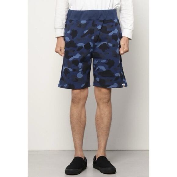 A BATHING APE Sweat Shorts Men M Blue Camo Graphic Logo Pull-Up Drawstring - Picture 1 of 16